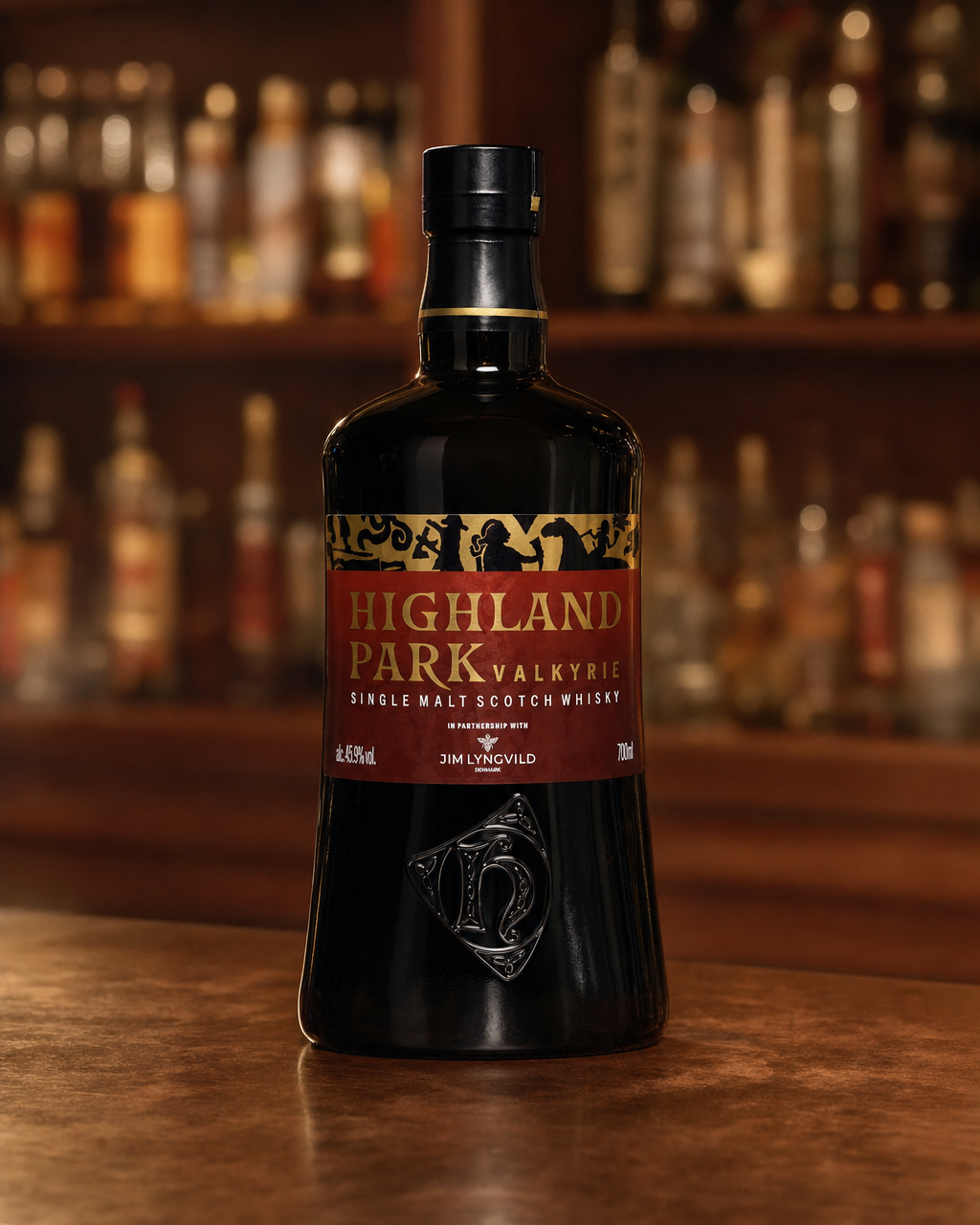 Highland Park Valkyrie bottle, alternate view